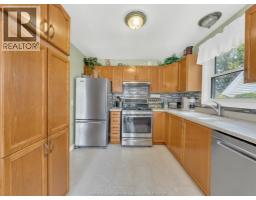 Kitchen - 214 Prince Albert Street North, Kingsville, ON N9Y1J7 Photo 10