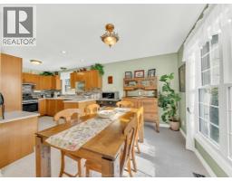 Foyer - 214 Prince Albert Street North, Kingsville, ON N9Y1J7 Photo 12