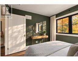 4 King Street, Clearview, ON L0M1G0 Photo 29