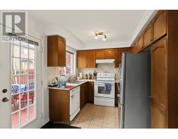 7 Isabella Garden Lane, Whitchurch Stouffville, ON L4A0J9 Photo 11