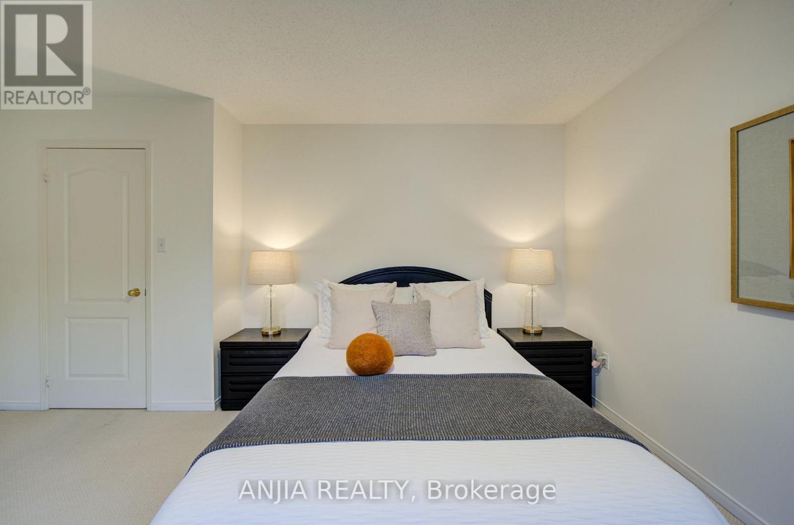 1 Aylesbury Gate, Markham, ON photo 34