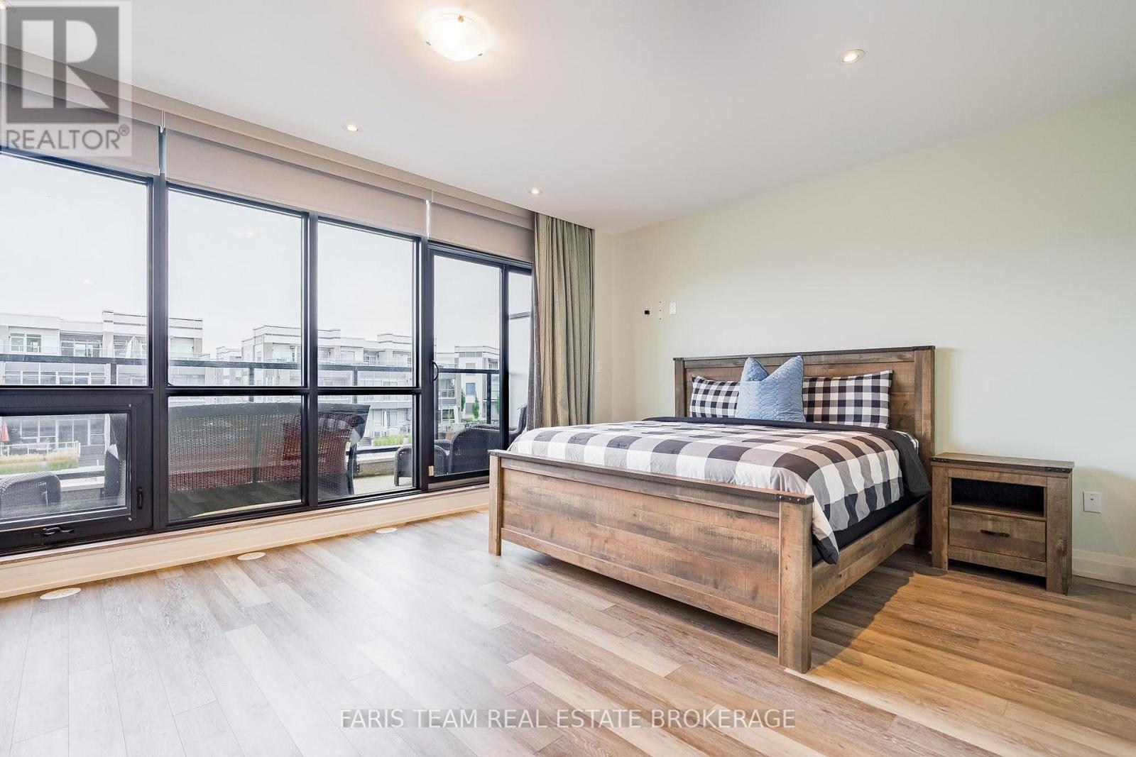 3733 RIVA AVENUE - 11