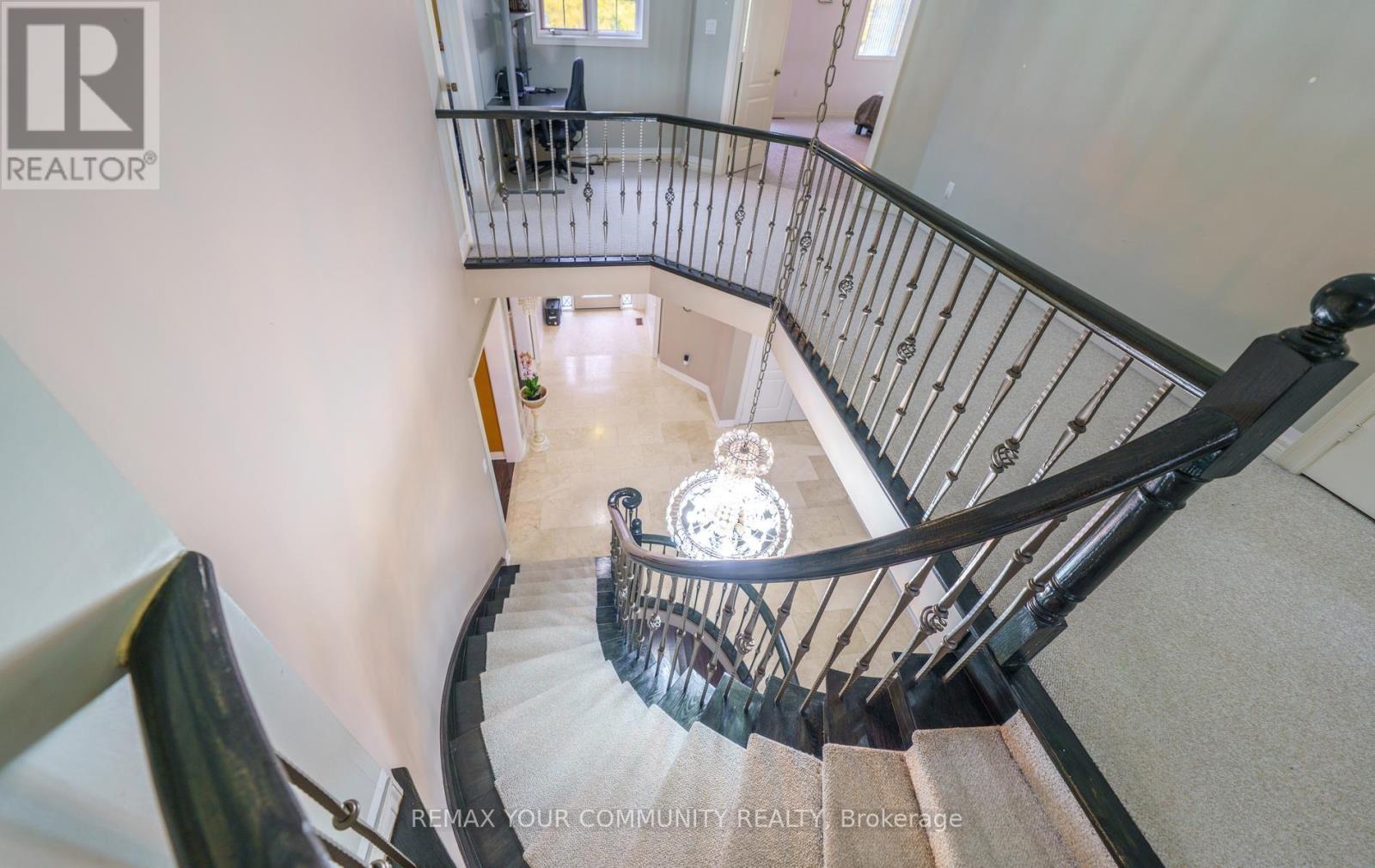 11 Hans Drive, Markham, ON photo 25