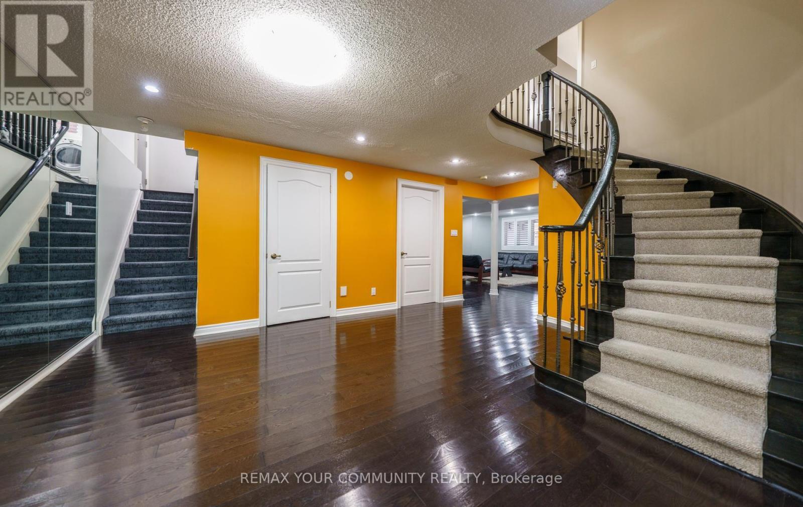 11 Hans Drive, Markham, ON photo 36