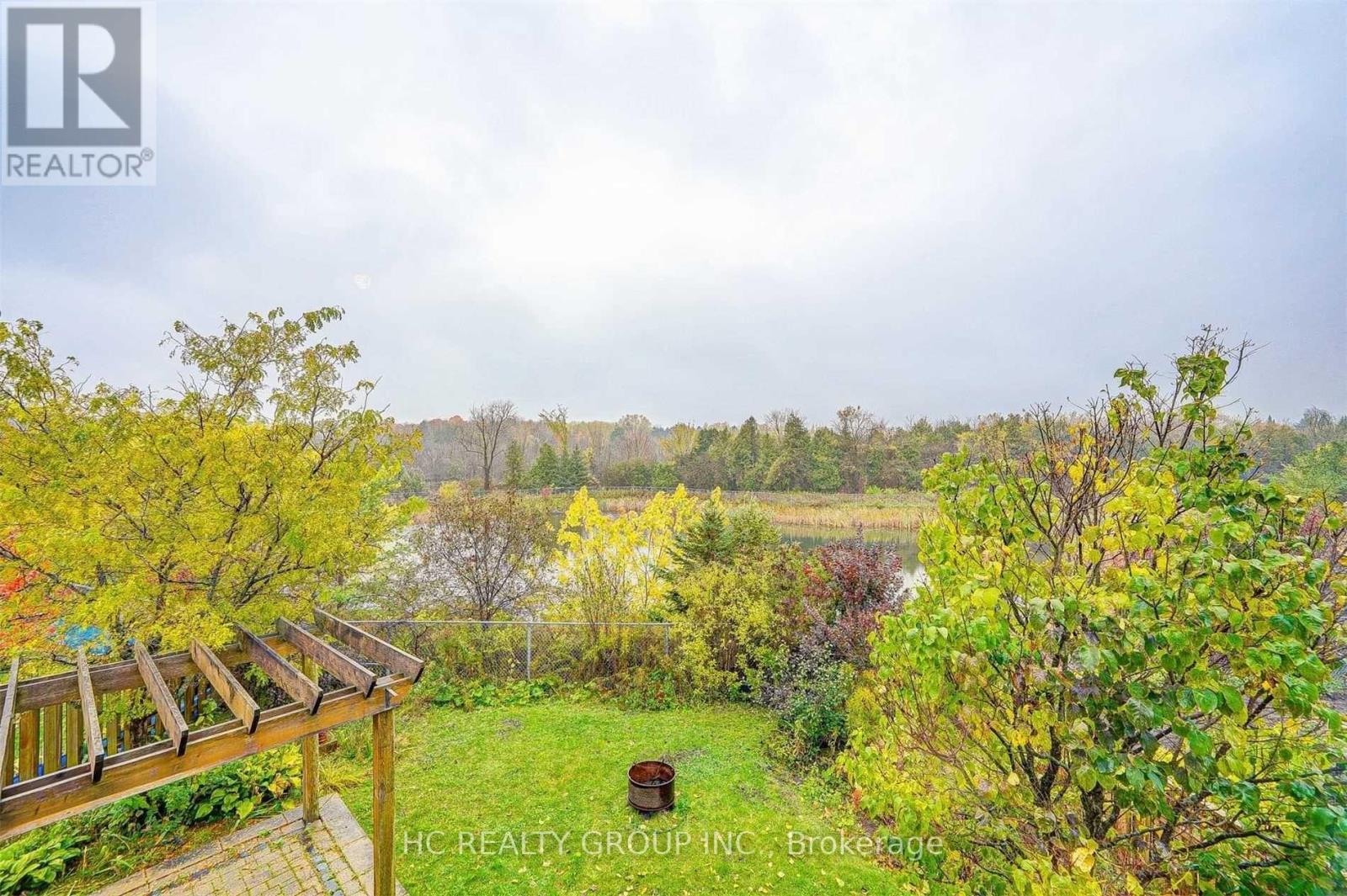 26 COUNTRY LANE - 43