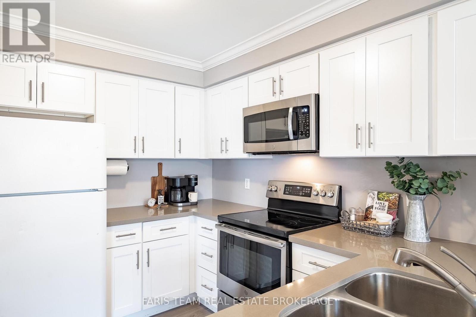 36 RED OAK DRIVE, Barrie (Holly) — photo 5