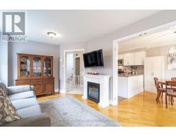 36 Red Oak Drive, Barrie, ON L4N9M3 Photo 11