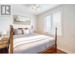 36 Red Oak Drive, Barrie, ON L4N9M3 Photo 14