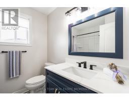 36 Red Oak Drive, Barrie, ON L4N9M3 Photo 16