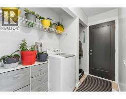 2411 51 Street NE - photo 16