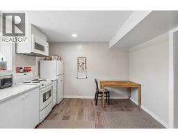 2411 51 Street NE - photo 22