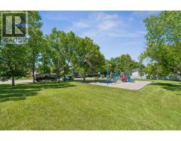 2411 51 Street NE - photo 33