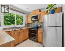 2411 51 Street NE - photo 8