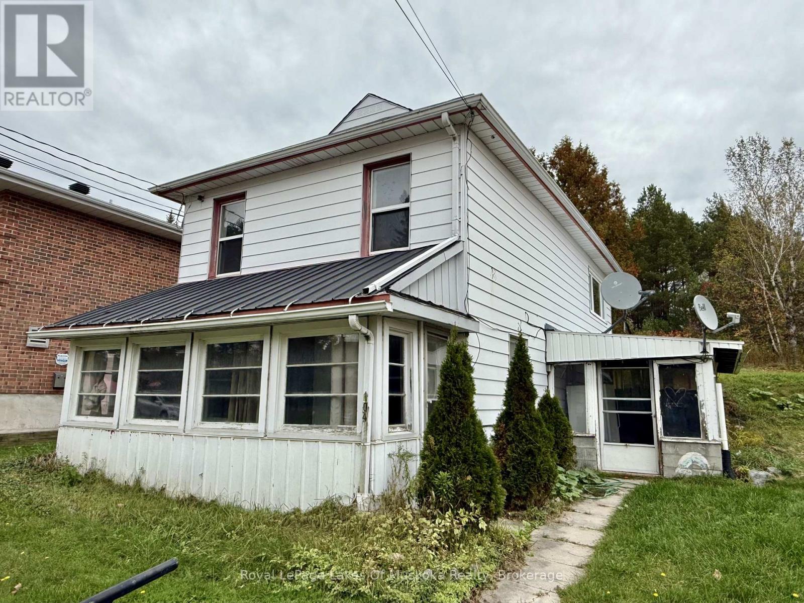 Property for sale at 104 ONTARIO STREET