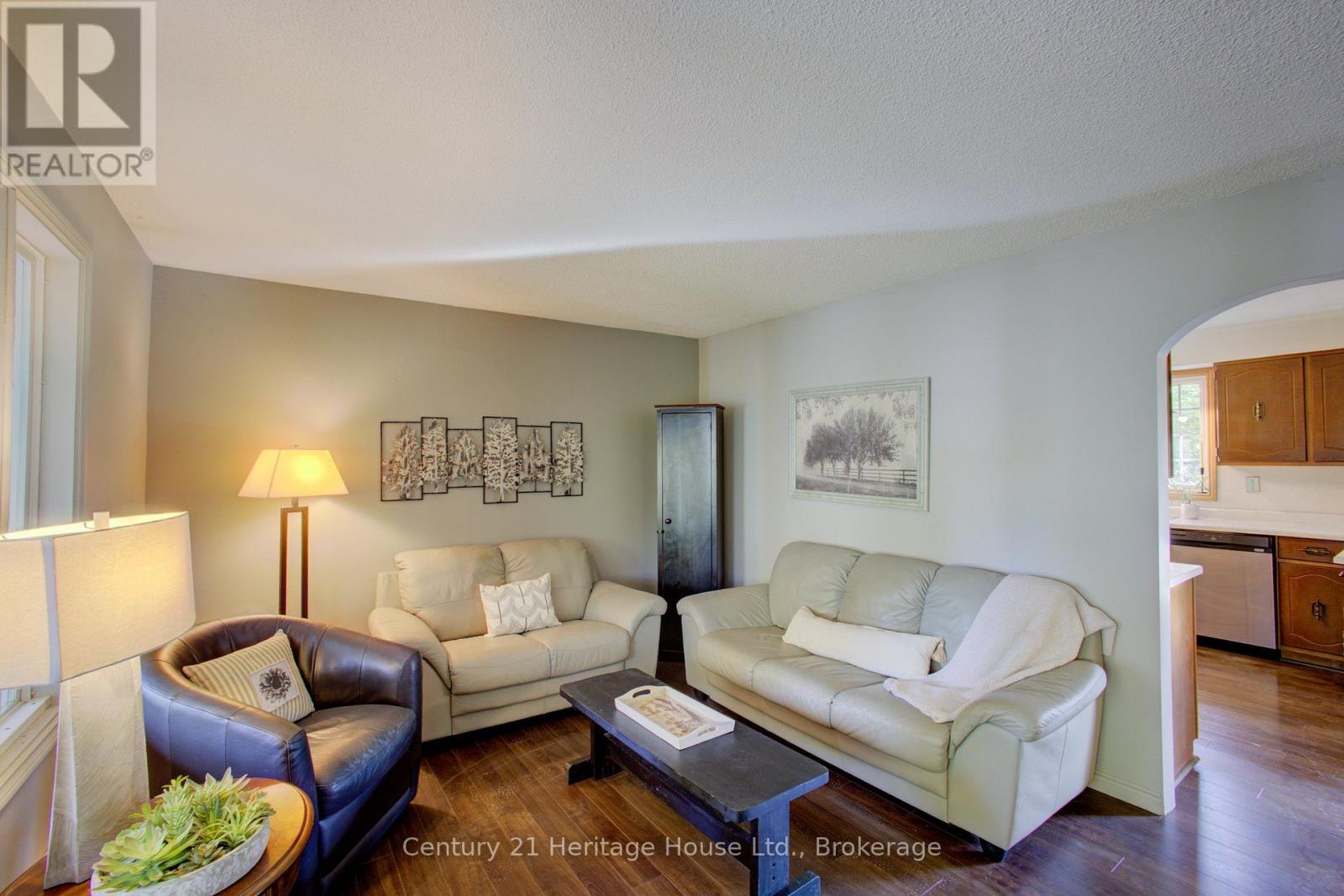 313207 HIGHWAY 6 - 11