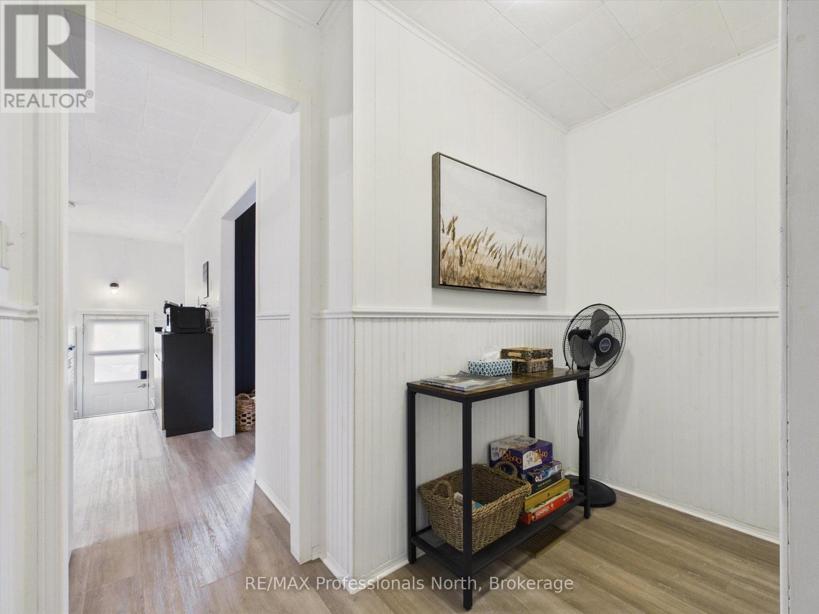 2 SILVER STREET - 13