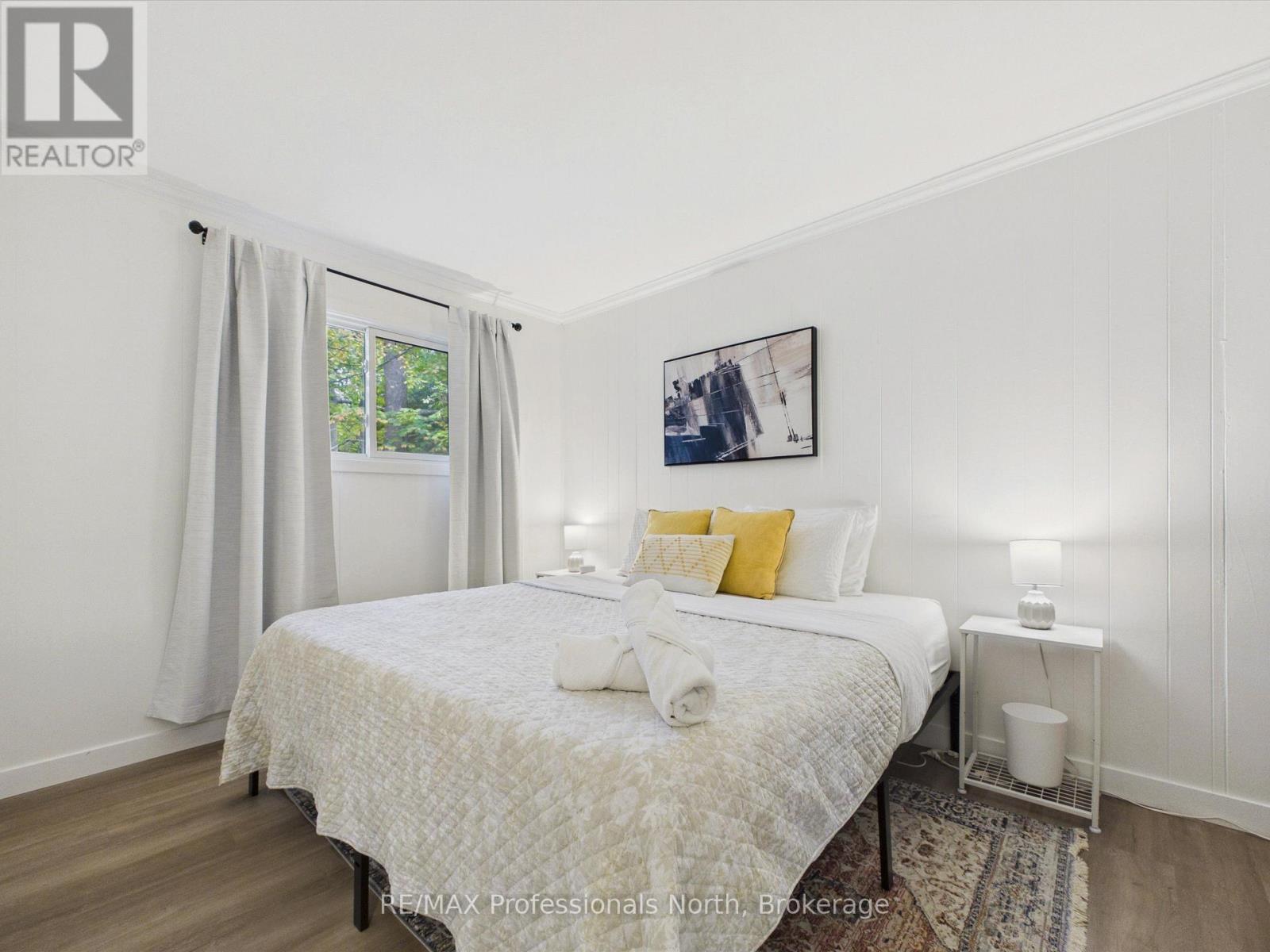 2 SILVER STREET - 15