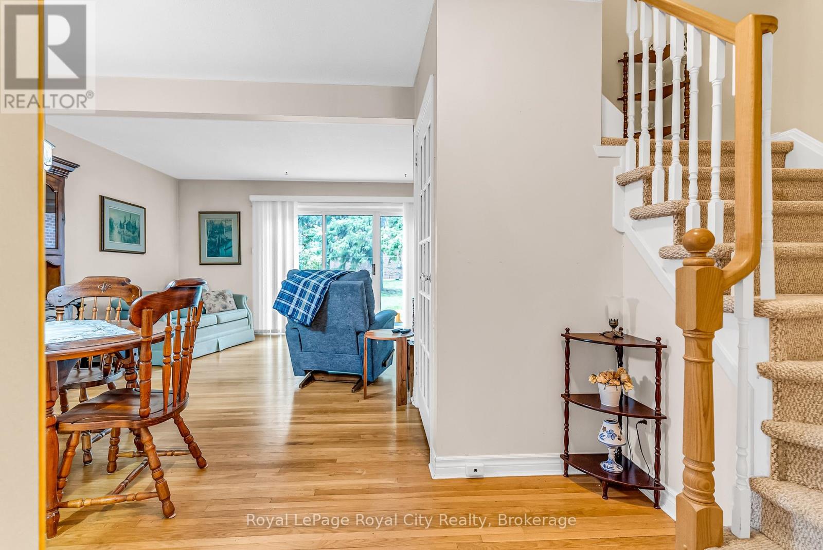 #62 201 SILVERCREEK PARKWAY N - 6