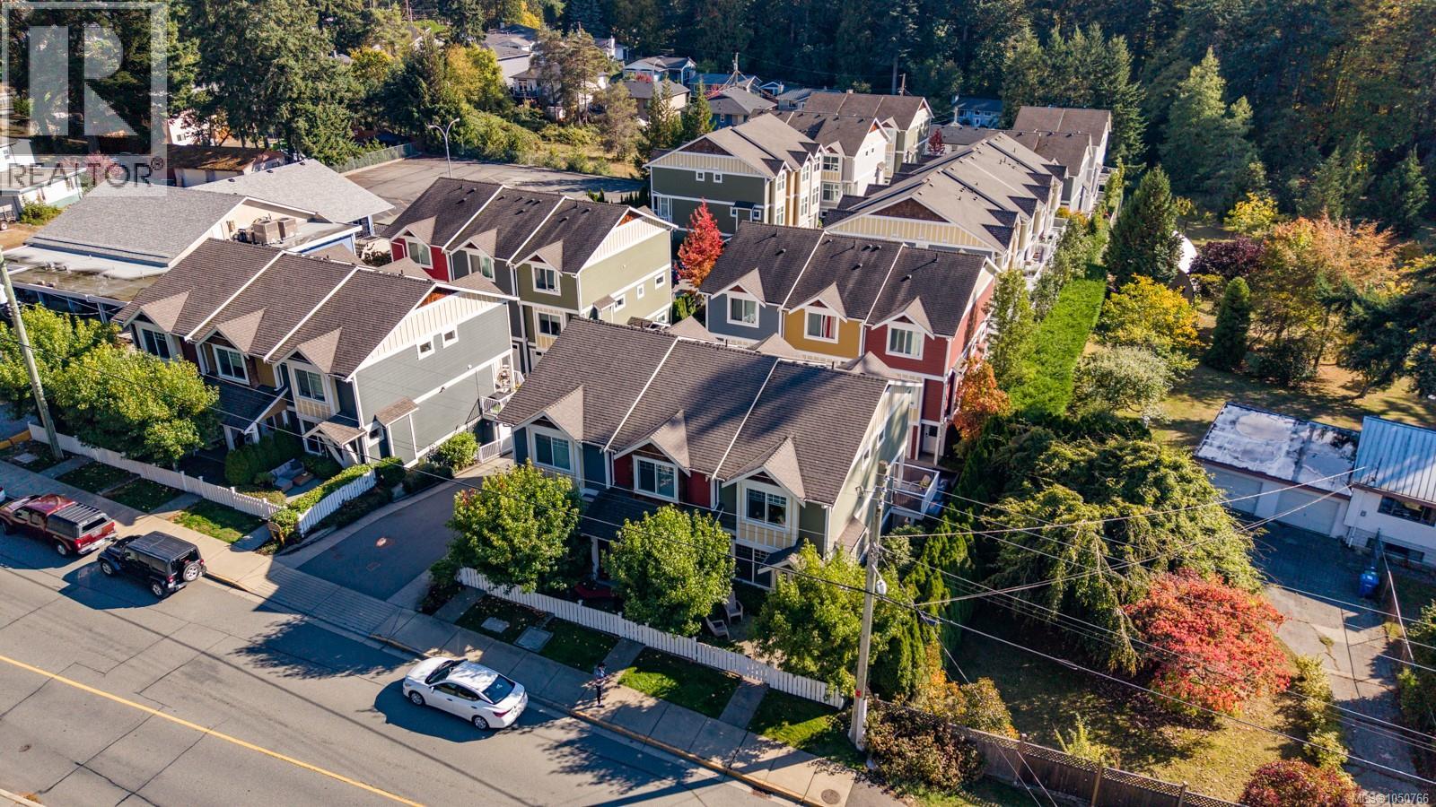 #102 6057 Doumont Rd - 23