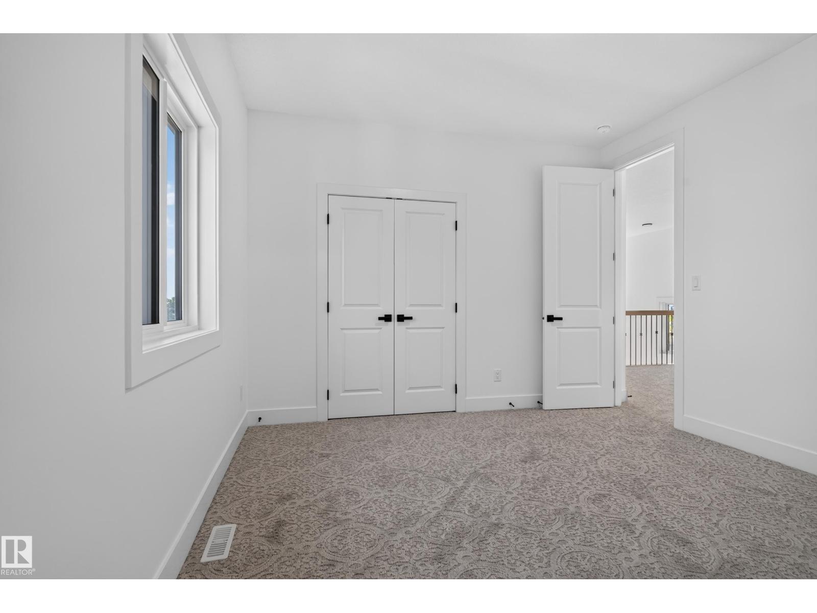 6320 24 ST NE - 37