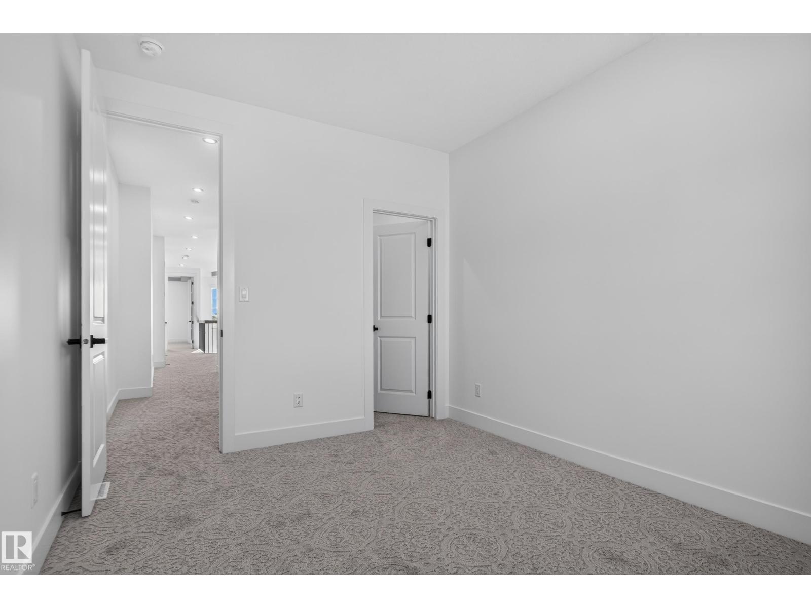 6320 24 ST NE - 57