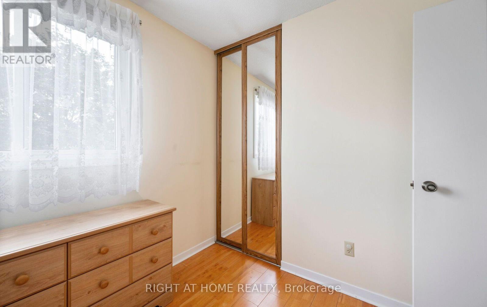 875 MESSENGER MEADOW DRIVE - Image 27