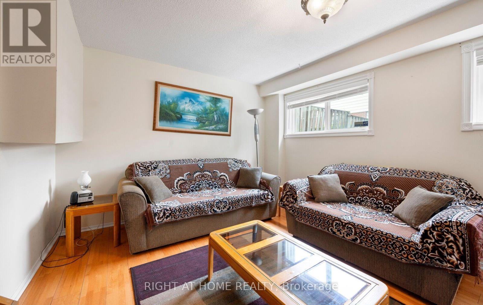 875 MESSENGER MEADOW DRIVE - Image 32