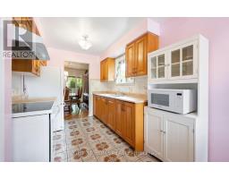 875 Messenger Meadow Drive, Mississauga, ON L5C3T1 Photo 13