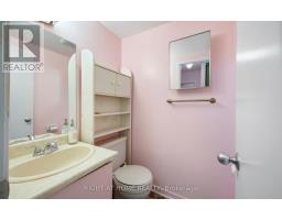 875 Messenger Meadow Drive, Mississauga, ON L5C3T1 Photo 14