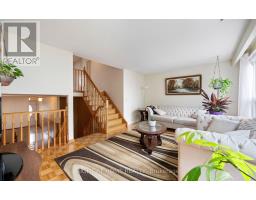875 Messenger Meadow Drive, Mississauga, ON L5C3T1 Photo 17
