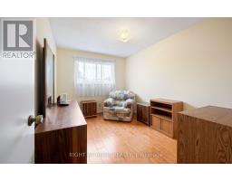 875 Messenger Meadow Drive, Mississauga, ON L5C3T1 Photo 22