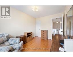 875 Messenger Meadow Drive, Mississauga, ON L5C3T1 Photo 23