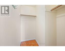 875 Messenger Meadow Drive, Mississauga, ON L5C3T1 Photo 24