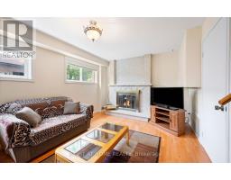 875 Messenger Meadow Drive, Mississauga, ON L5C3T1 Photo 31