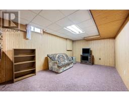 875 Messenger Meadow Drive, Mississauga, ON L5C3T1 Photo 36