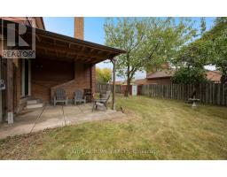 875 Messenger Meadow Drive, Mississauga, ON L5C3T1 Photo 43