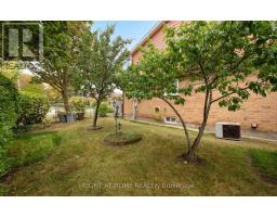 875 Messenger Meadow Drive, Mississauga, ON L5C3T1 Photo 47