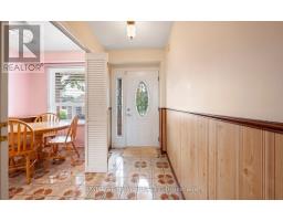 875 Messenger Meadow Drive, Mississauga, ON L5C3T1 Photo 7