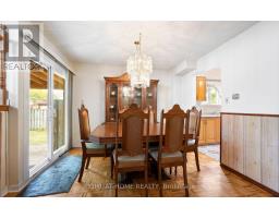 875 Messenger Meadow Drive, Mississauga, ON L5C3T1 Photo 9