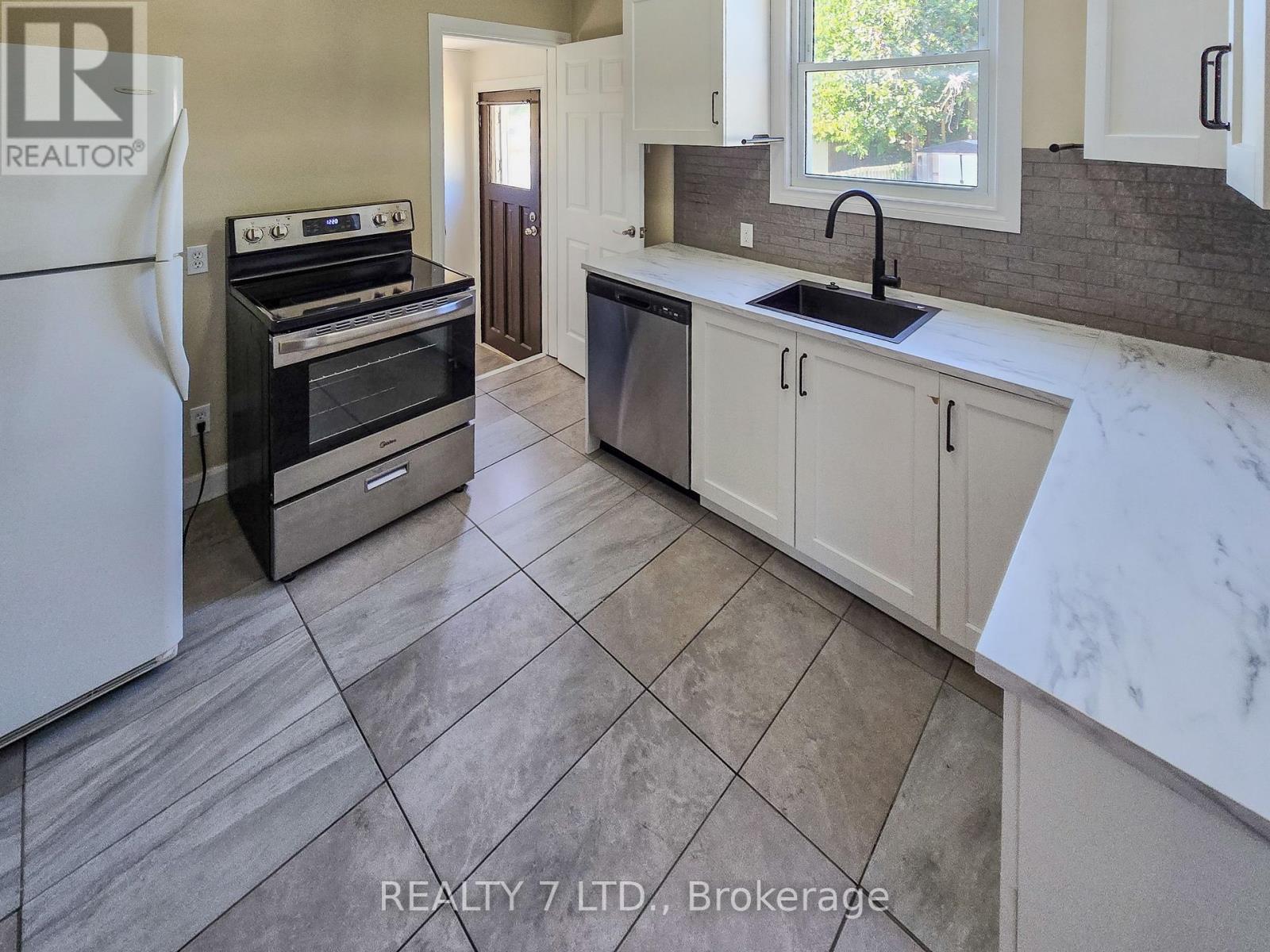 1083 CAMPBELL AVENUE - 37