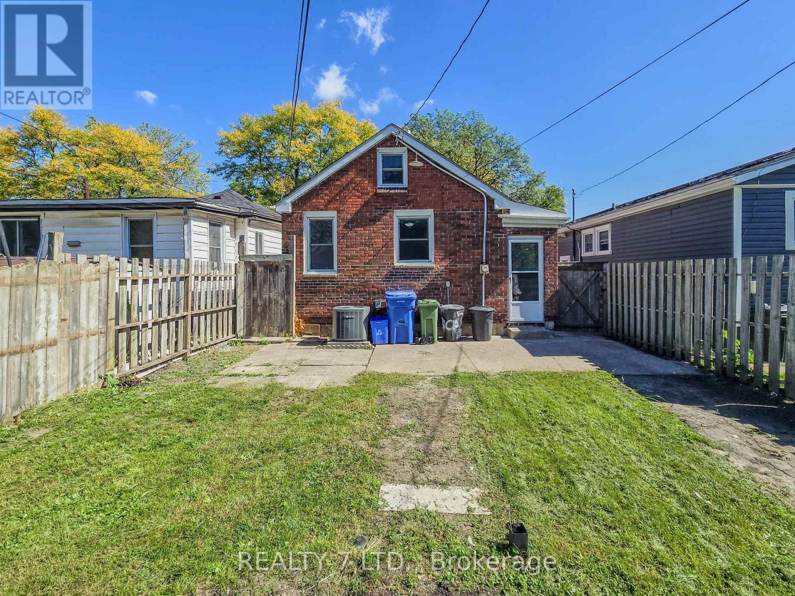 1083 CAMPBELL AVENUE - 48