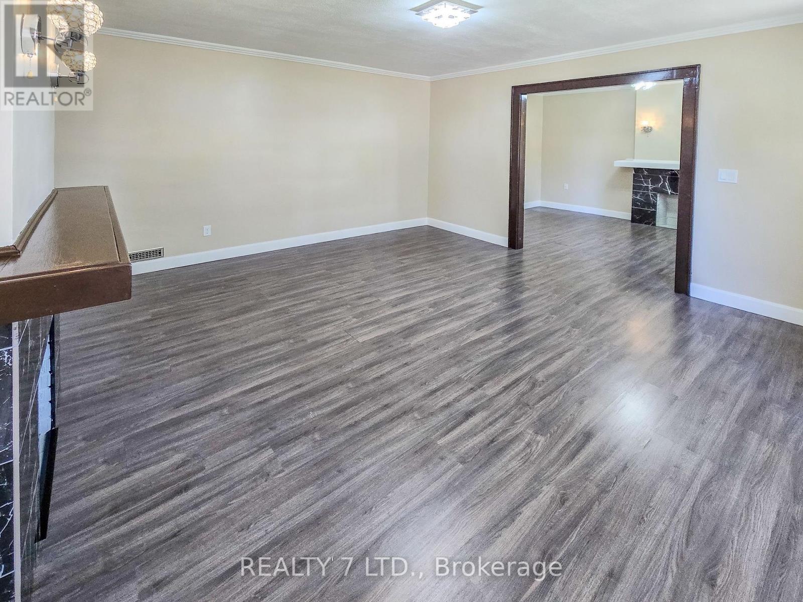 1083 CAMPBELL AVENUE - 9