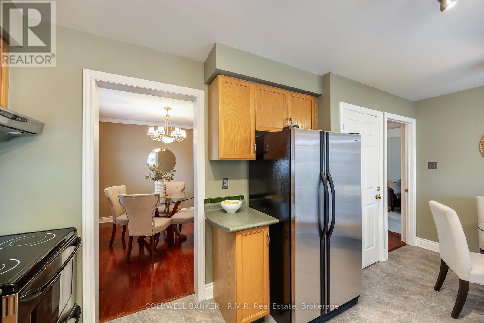 1090 THIMBLEBERRY CIRCLE - Image 15