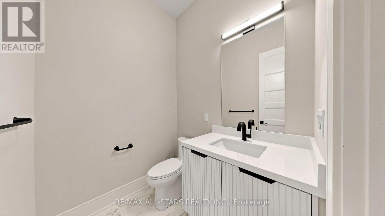 1 Lois Torrance Trail, Uxbridge, ON photo 22