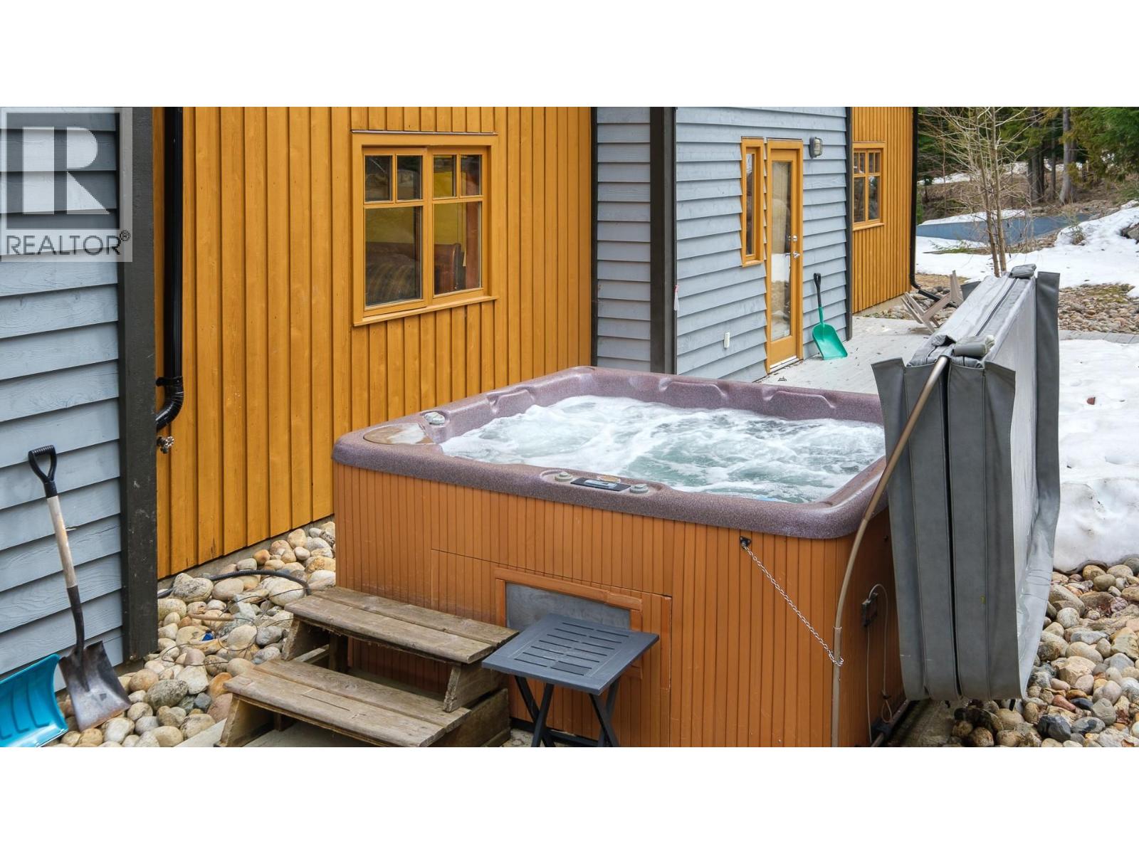 #2 1008 OLAUS Way - Image 23