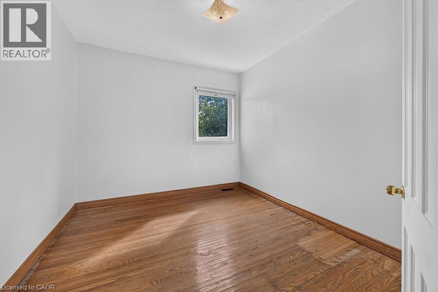 182 EMERALD Street N - Image 25