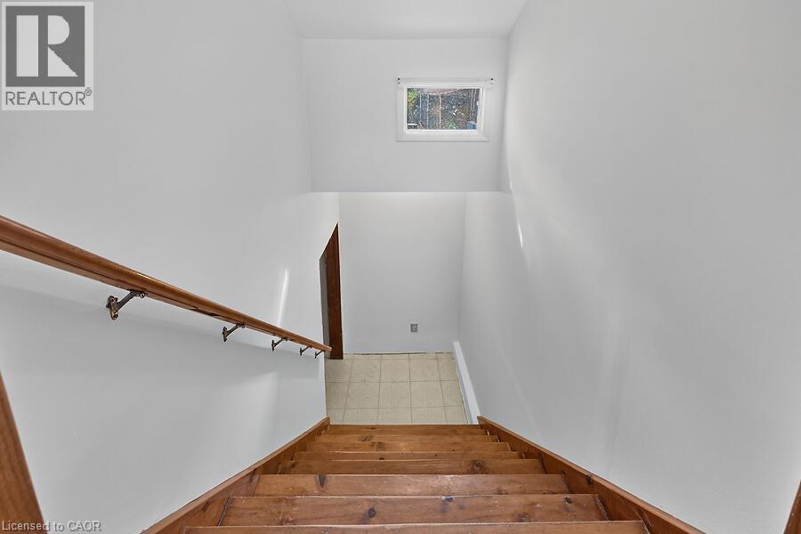182 EMERALD Street N - Image 29