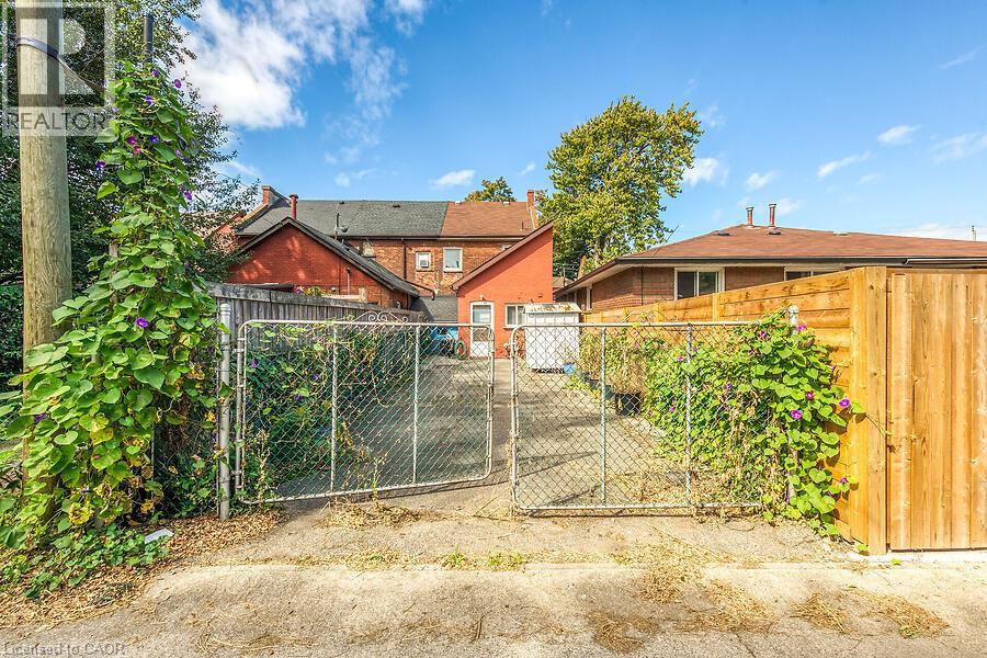 182 EMERALD Street N - 45