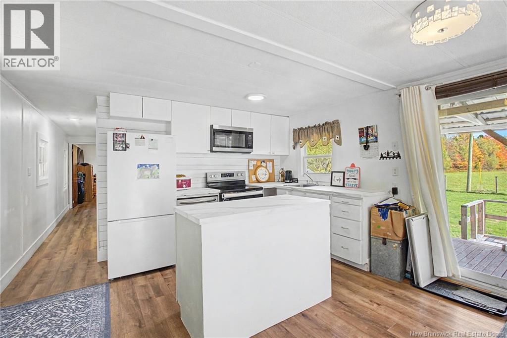 370 Midland Road, Midland photo 12