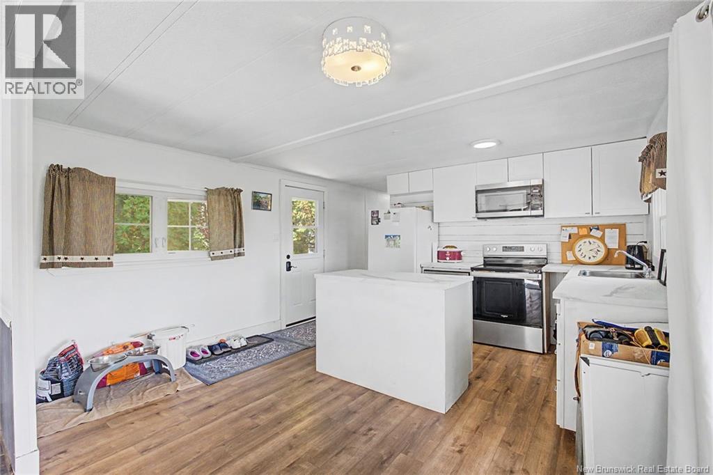 370 Midland Road, Midland photo 13